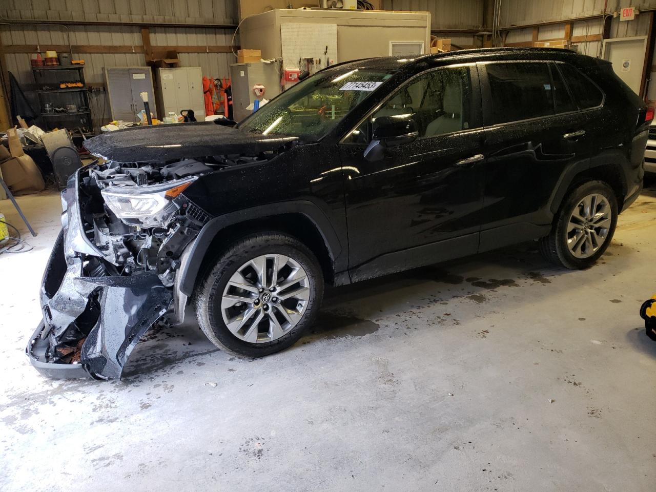 Image 1 of 2020 TOYOTA RAV4 LIMITED 2020 with VIN JTMN1RFV2LD528050