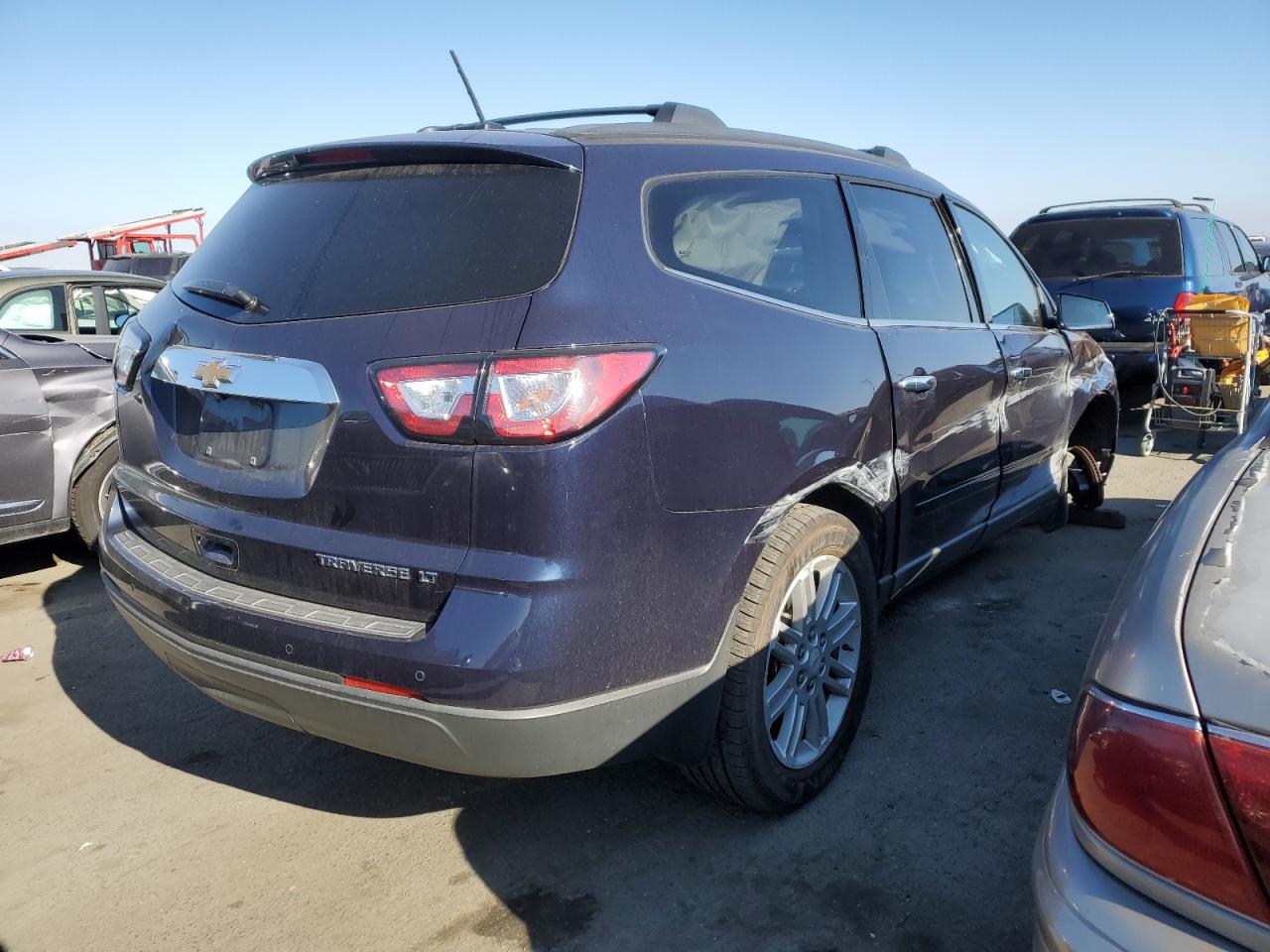 Obraz 3 z 2015 CHEVROLET TRAVERSE LT 2015 z VIN 1GNKRGKD4FJ263075