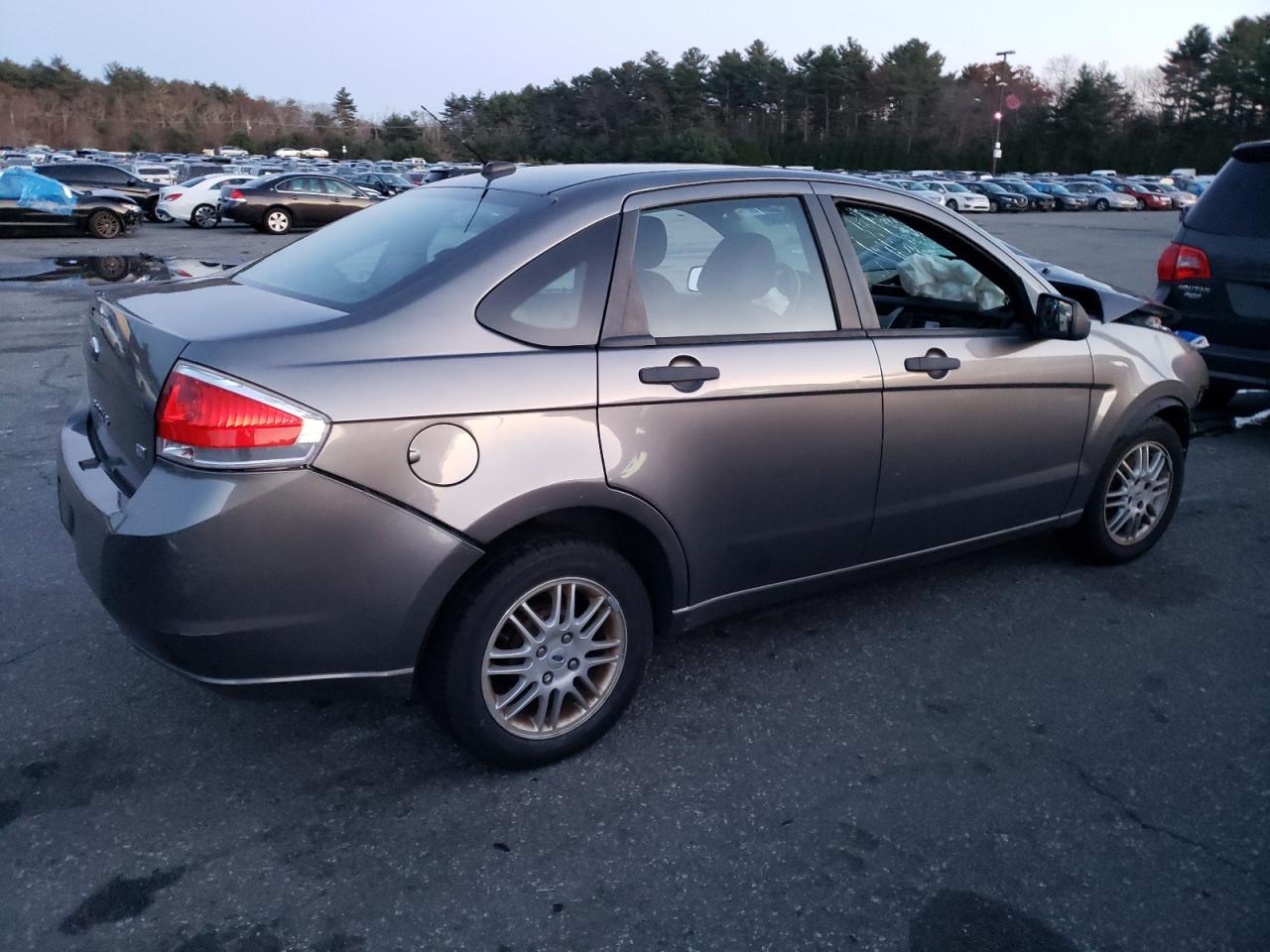 Obraz 3 z 2011 FORD FOCUS SE 2011 z VIN 1FAHP3FN5BW139372