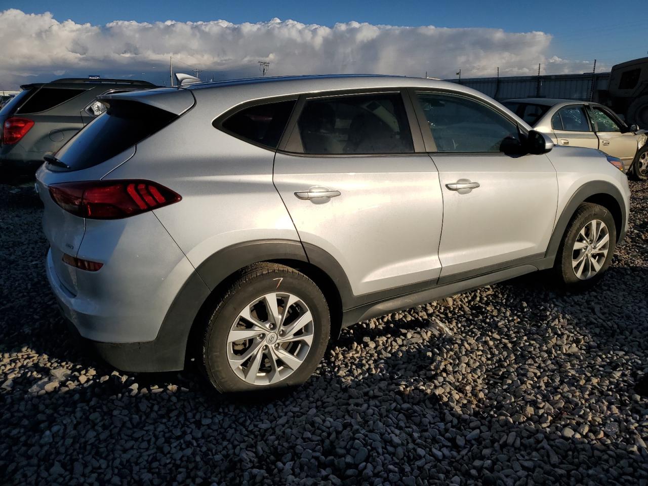 Obraz 3 z 2019 HYUNDAI TUCSON SE 2019 z VIN KM8J2CA43KU861102