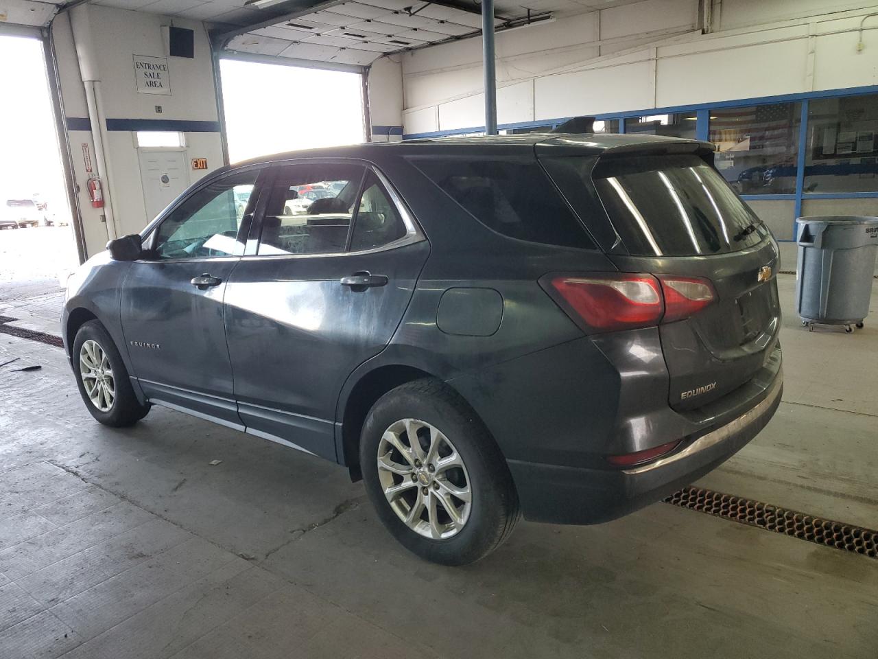Obraz 2 z 2018 CHEVROLET EQUINOX LT 2018 z VIN 2GNAXSEV8J6249680