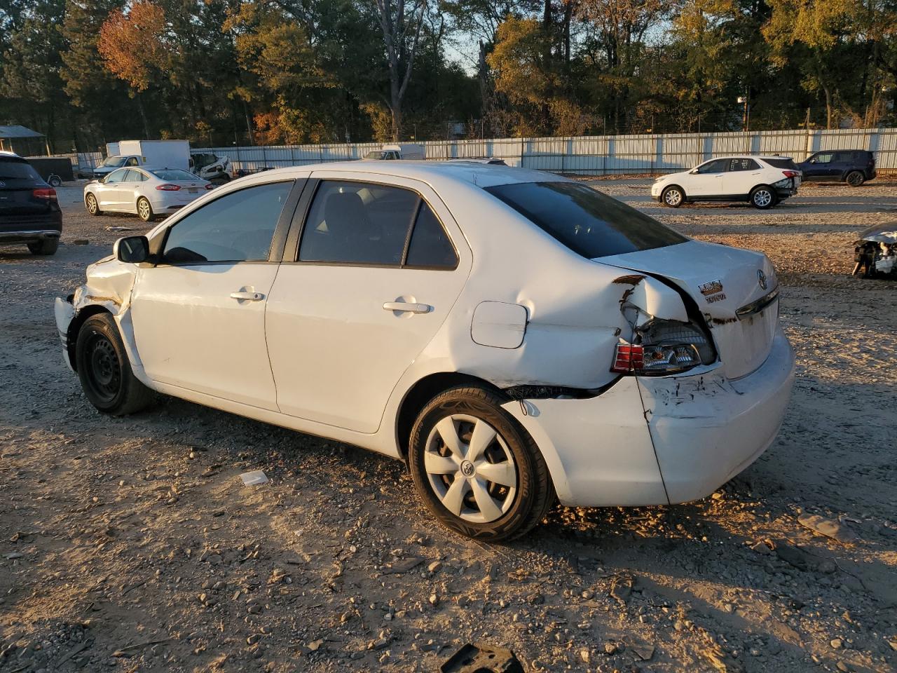 Obraz 2 z 2007 TOYOTA YARIS  2007 z VIN JTDBT903171182763