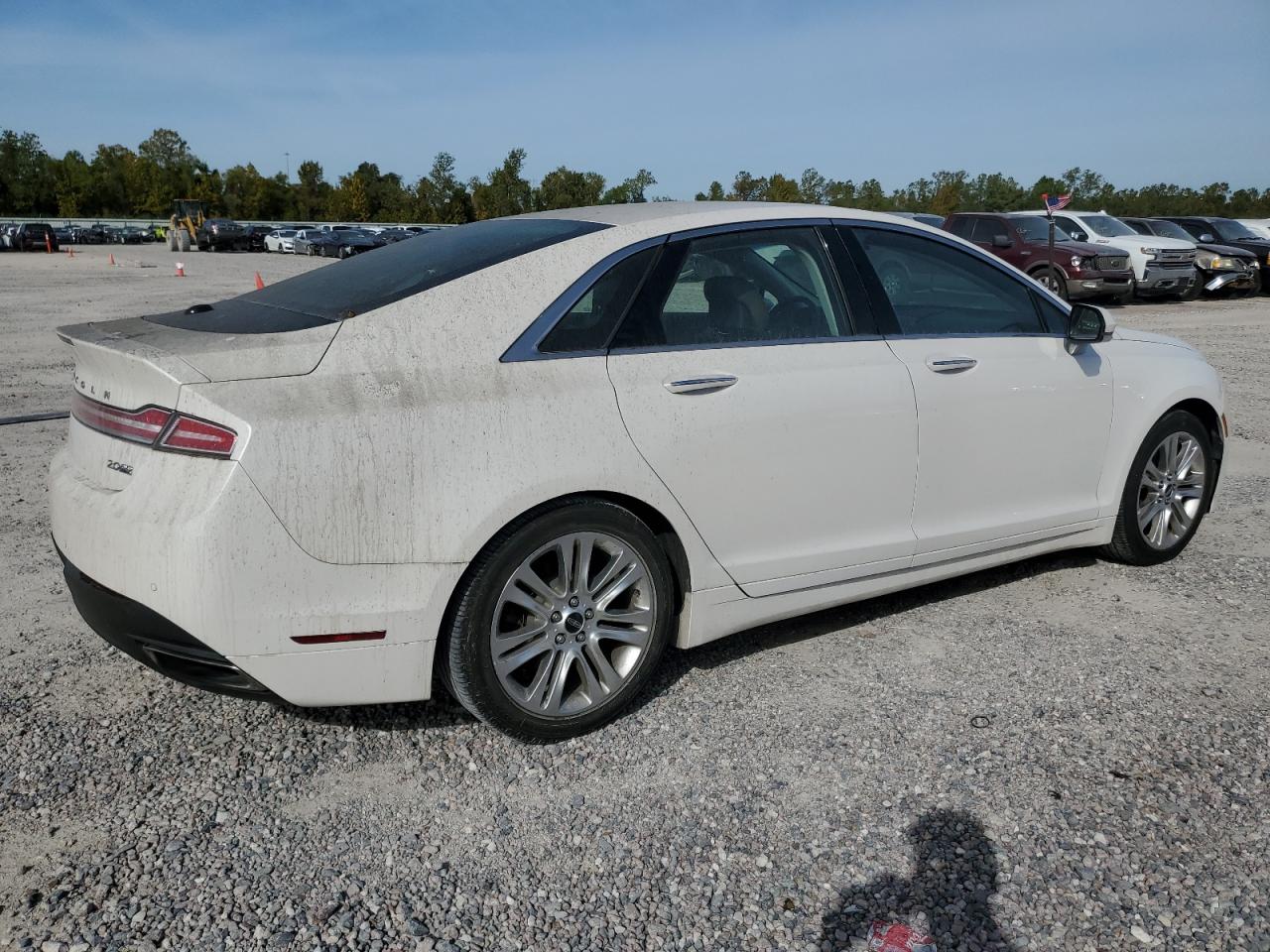 Image 3 of 2014 LINCOLN MKZ  2014 with VIN 3LN6L2J98ER829914