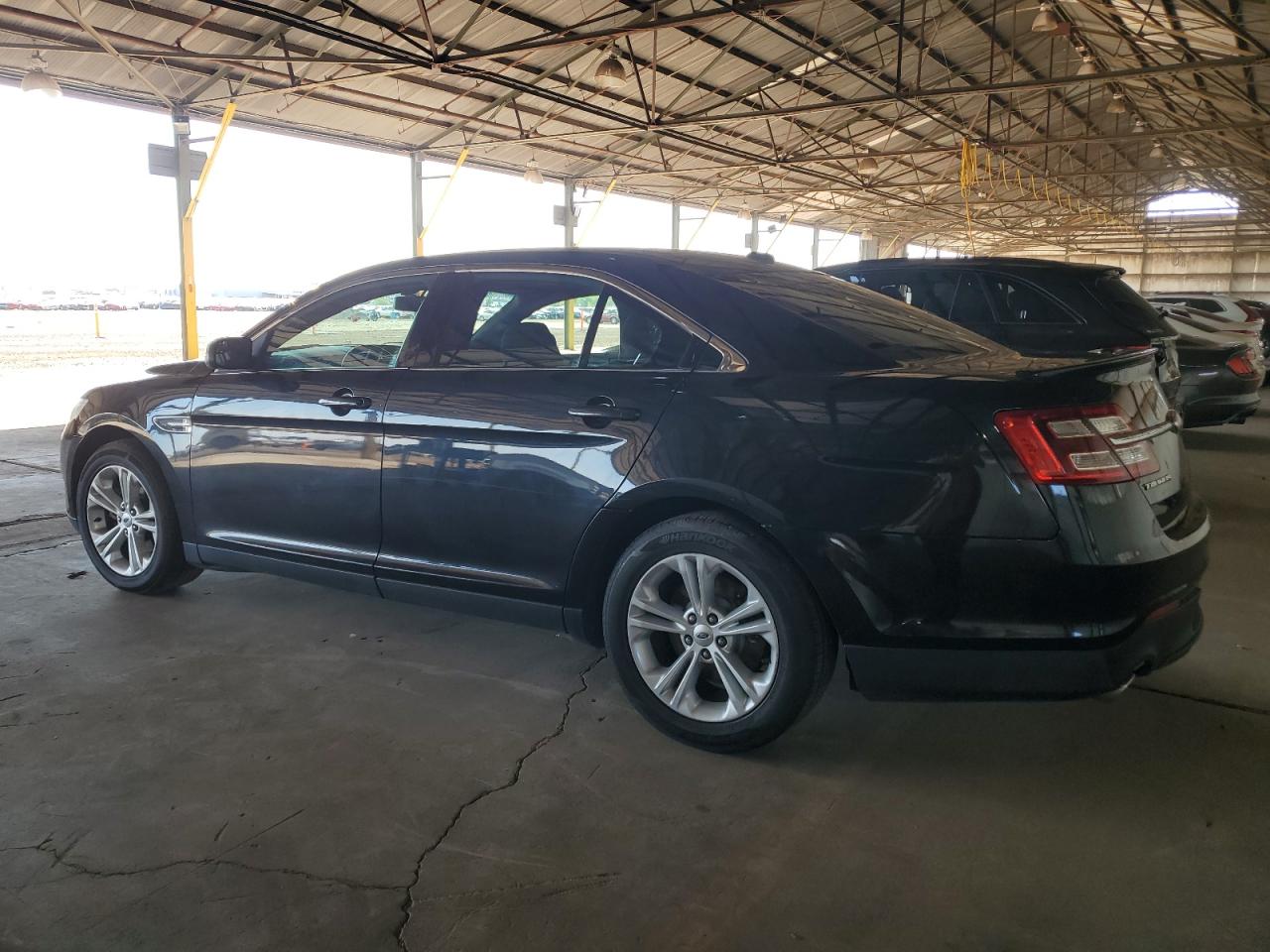 Image 2 of 2014 FORD TAURUS SEL 2014 with VIN 1FAHP2E8XEG121504