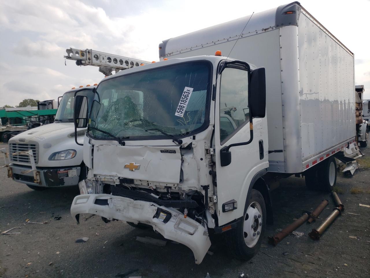 Image 2 of 2021 CHEVROLET 4500  2021 with VIN 54DCDW1D5MS201680
