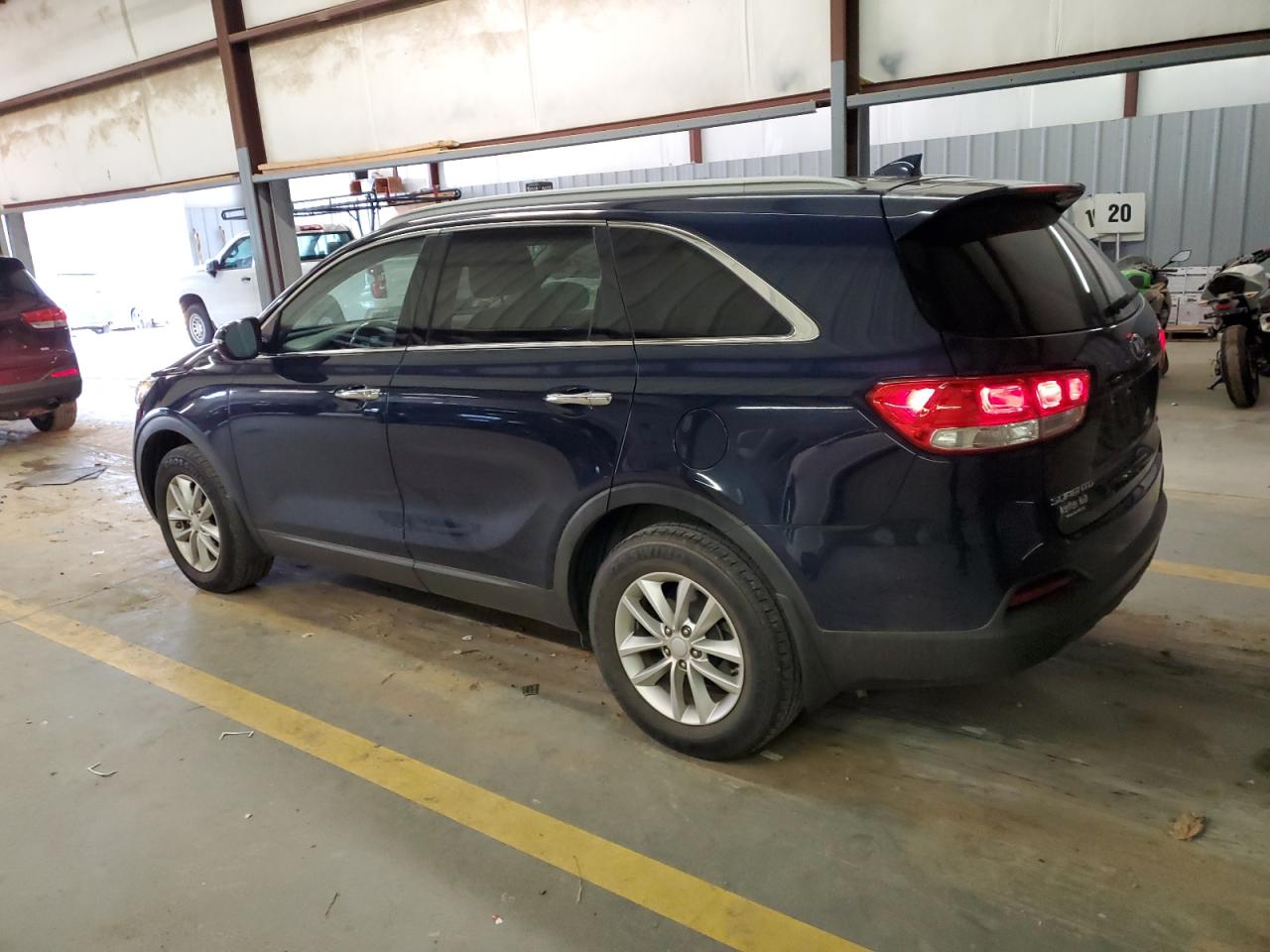 Image 2 of 2017 KIA SORENTO LX 2017 with VIN 5XYPG4A39HG211858