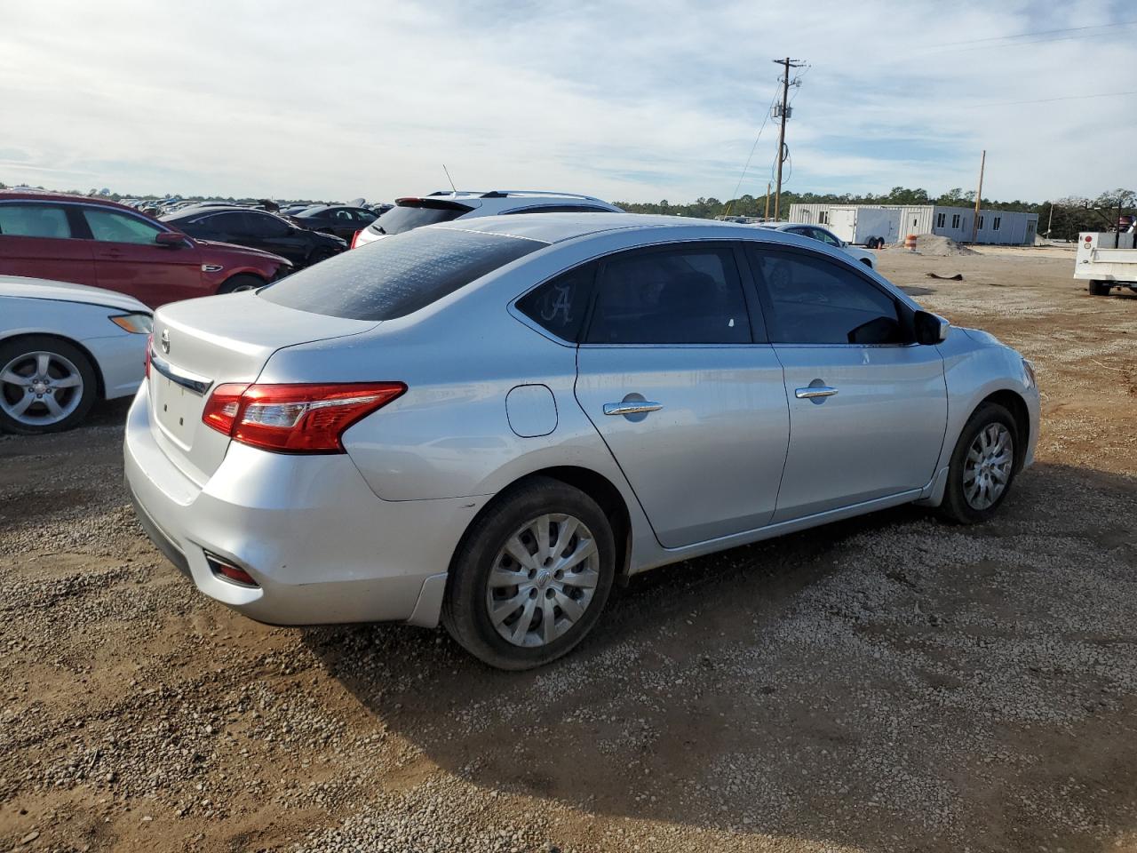 Изображение 3 2016 NISSAN SENTRA S 2016 с VIN 3N1AB7AP3GY306681