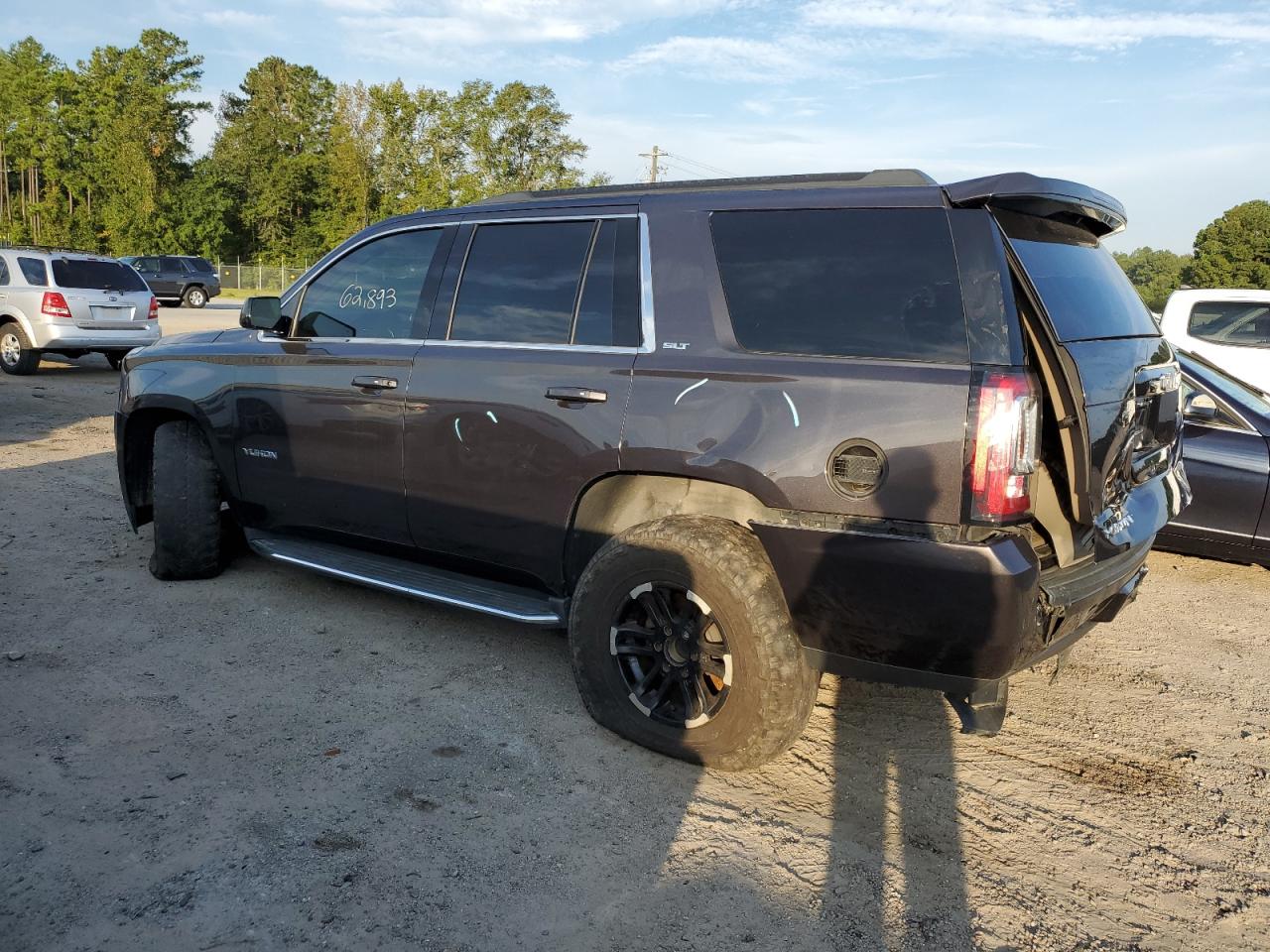 Изображение 2 2018 GMC YUKON SLT 2018 с VIN 1GKS1BKC9JR228024