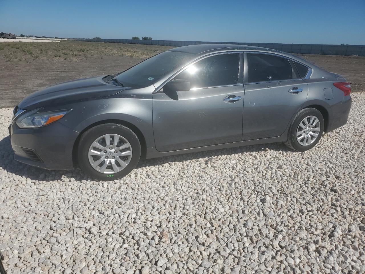 Image 1 of 2018 NISSAN ALTIMA 2.5 2018 with VIN 1N4AL3AP1JC116192