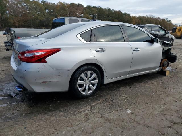 Obraz 3 z 2017 NISSAN ALTIMA 2.5 2017 z VIN 1N4AL3AP8HC231348