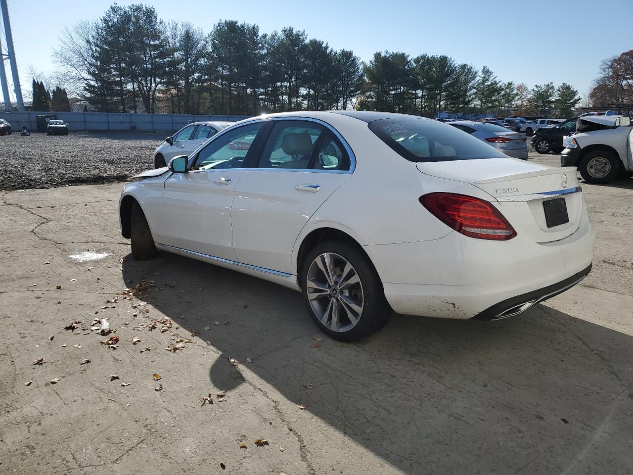 Image 2 of 2018 MERCEDES-BENZ C 300 4MATIC 2018 with VIN 55SWF4KB2JU250517