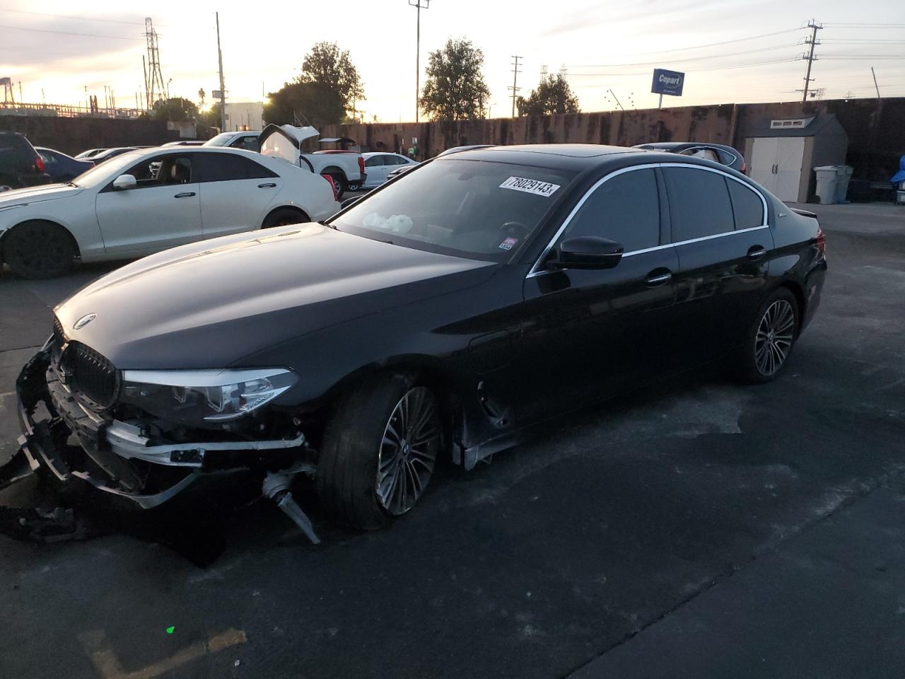 Изображение 2018 BMW 530E  2018