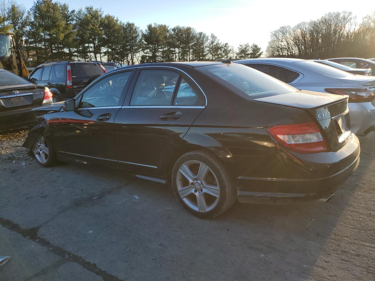 Изображение 2 2011 MERCEDES-BENZ C 300 4MATIC 2011 с VIN WDDGF8BB8BR185333