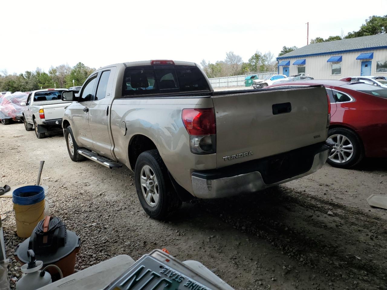 Image 2 of 2007 TOYOTA TUNDRA DOUBLE CAB SR5 2007 with VIN 5TFRU541X7X006210