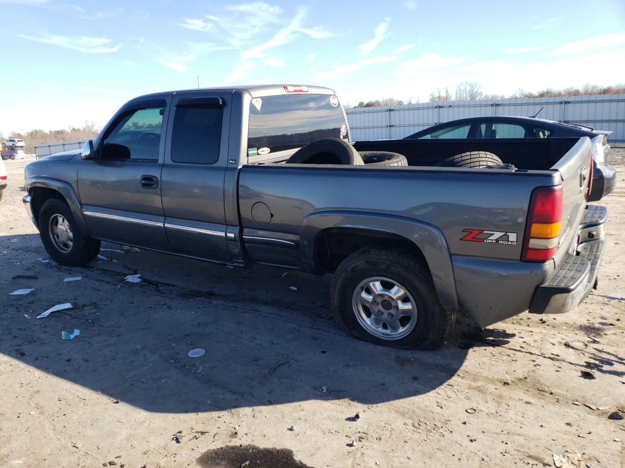 Obraz 2 z 2002 GMC NEW SIERRA K1500 2002 z VIN 2GTEK19T521306430