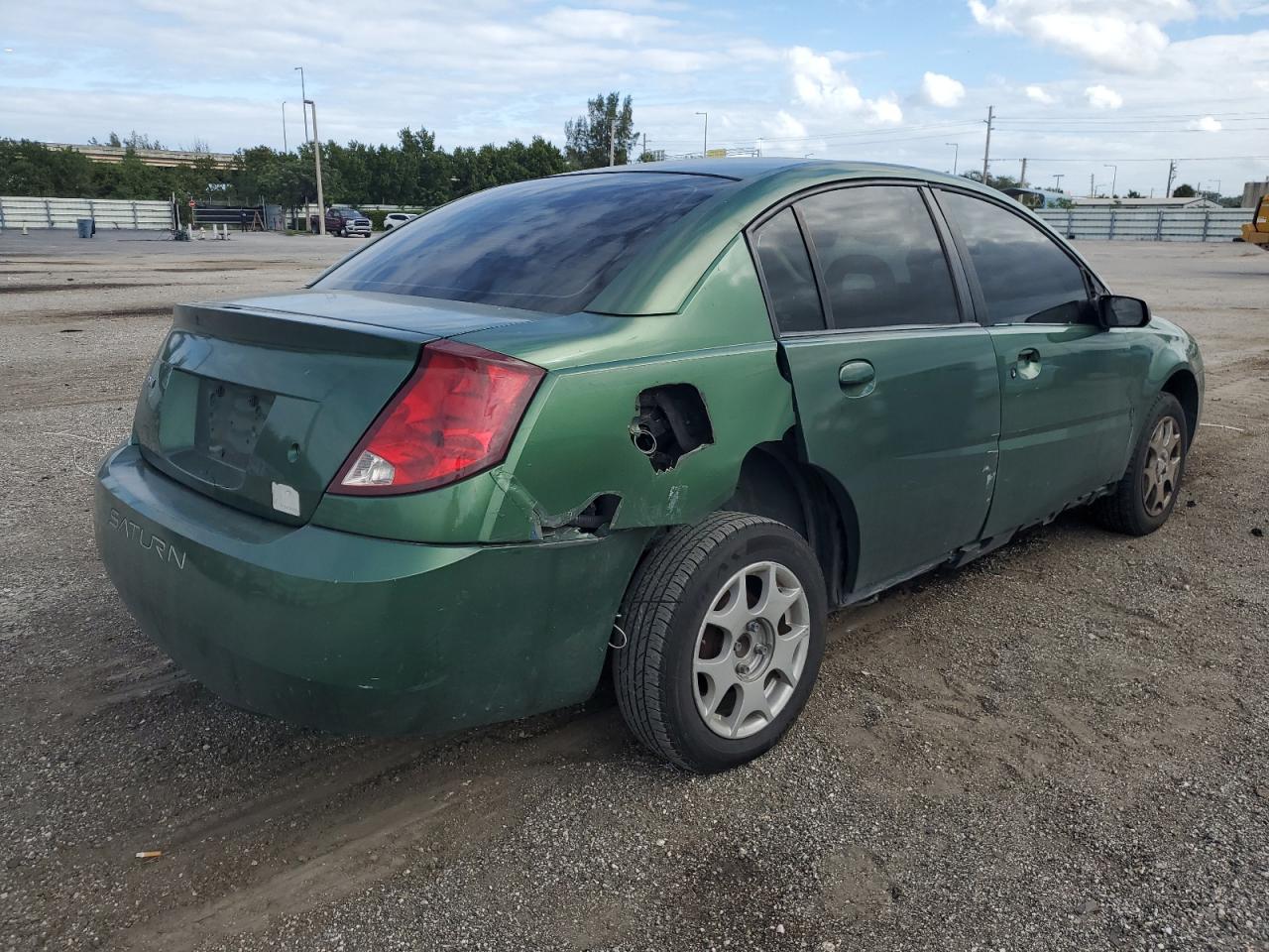 Image 3 of 2004 SATURN ION LEVEL 2 2004 with VIN 1G8AJ52F54Z167059