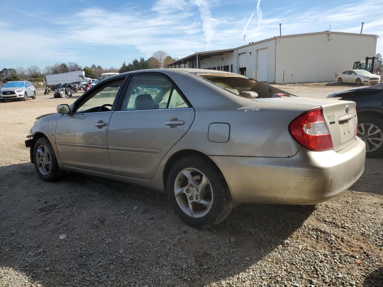 Image 2 of 2003 TOYOTA CAMRY LE 2003 with VIN 4T1BE30K03U743991