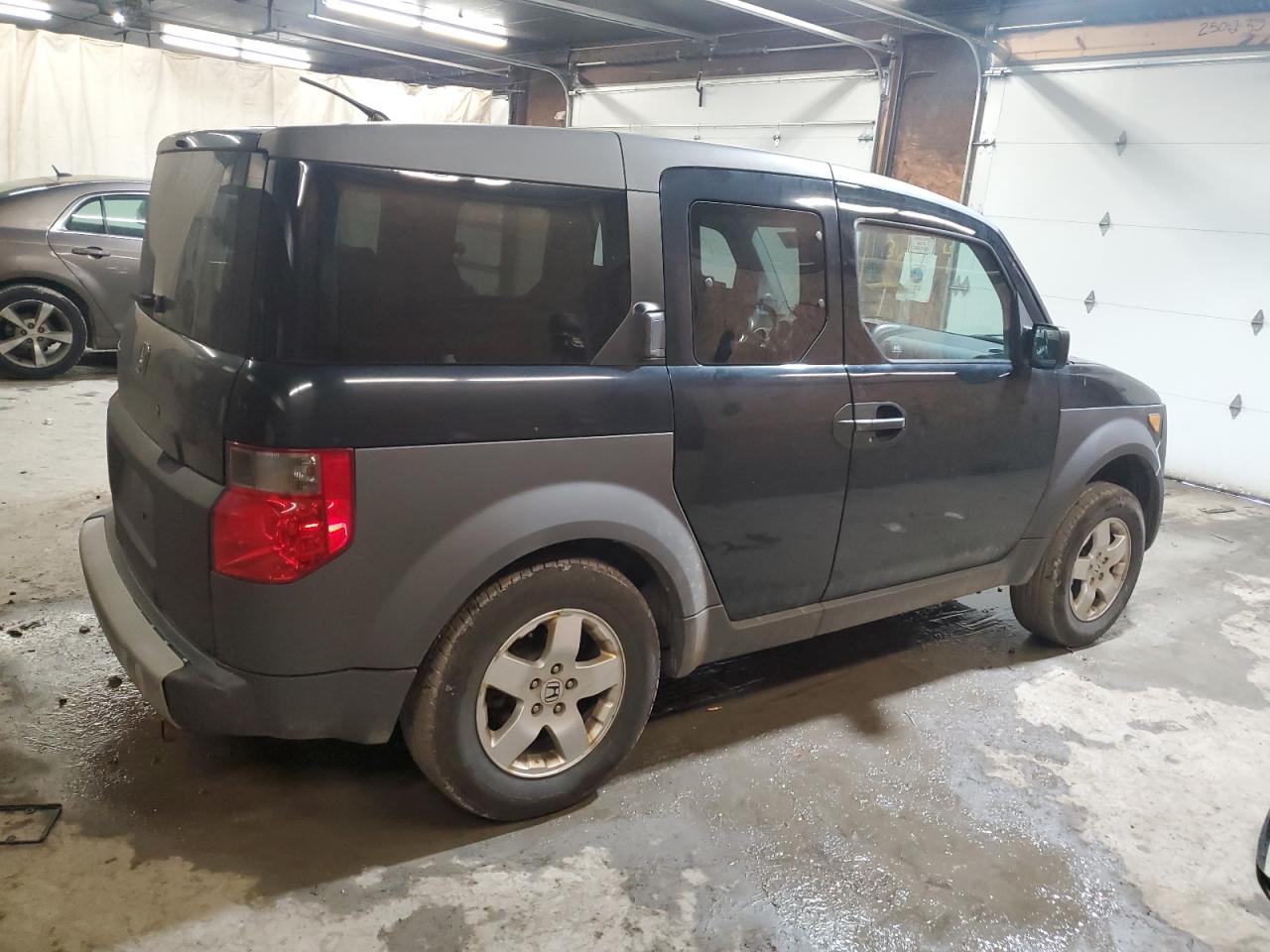 Obraz 3 z 2004 HONDA ELEMENT EX 2004 z VIN 5J6YH27544L023448