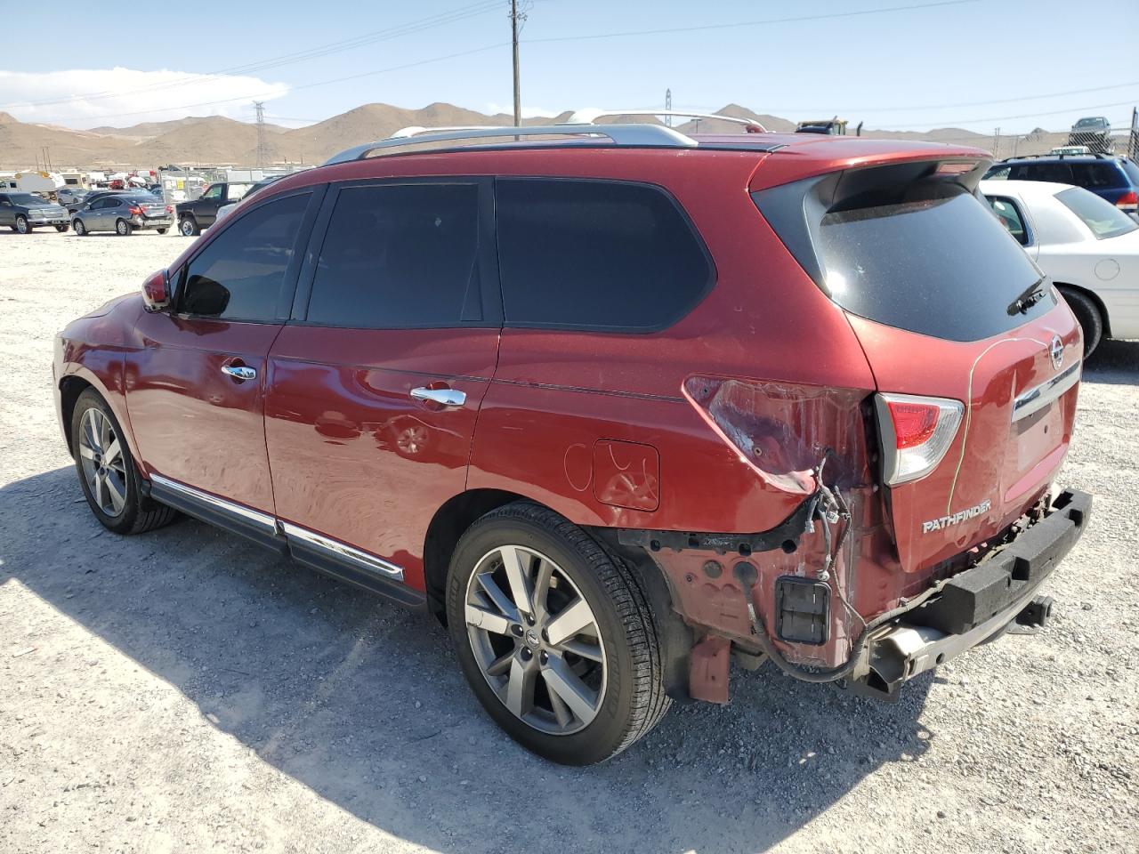 Image 2 of 2014 NISSAN PATHFINDER S 2014 with VIN 5N1AR2MN4EC639804