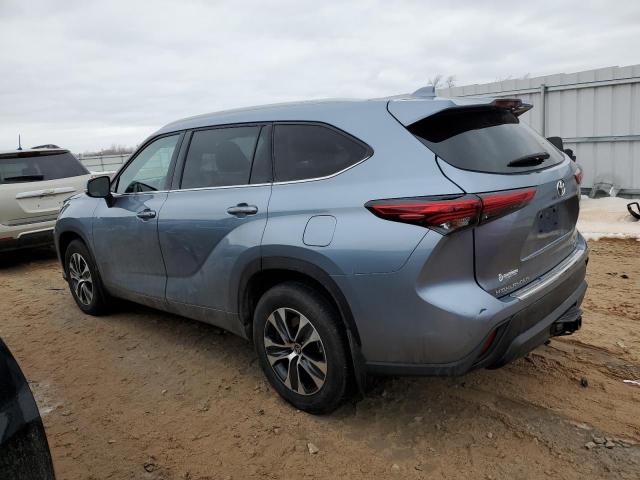 Image 2 of 2022 TOYOTA HIGHLANDER XLE 2022 with VIN 5TDHZRBH6NS195347