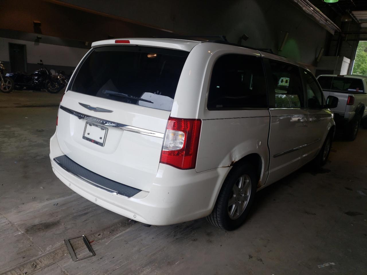 Obraz 3 z 2011 CHRYSLER TOWN & COUNTRY TOURING 2011 z VIN 2A4RR5DG0BR704297