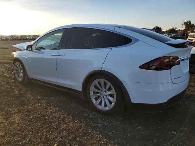 Изображение 2 2016 TESLA MODEL X  2016 с VIN 5YJXCAE42GF000245