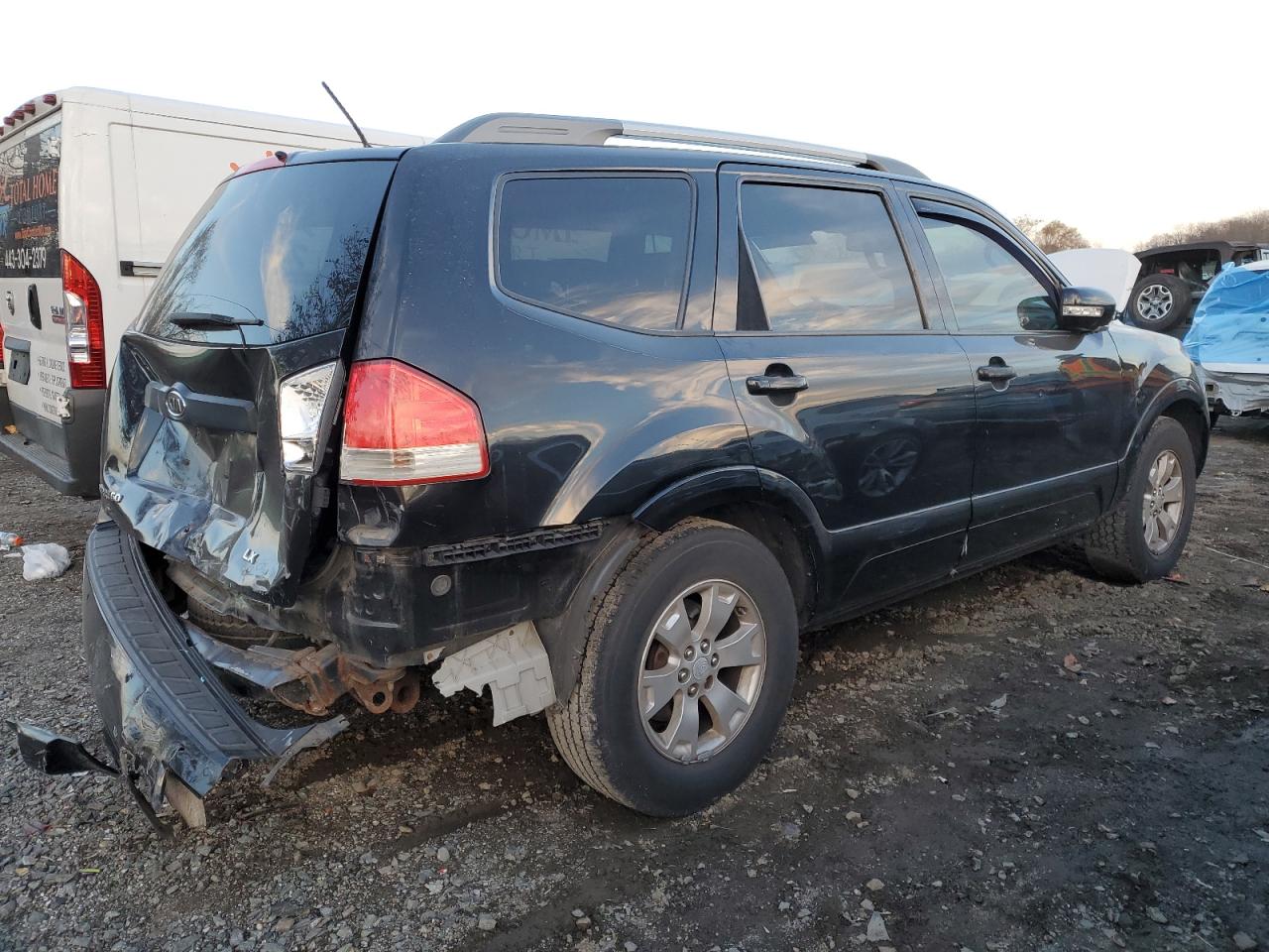 Image 3 of 2009 KIA BORREGO LX 2009 with VIN KNDJH741X95020474