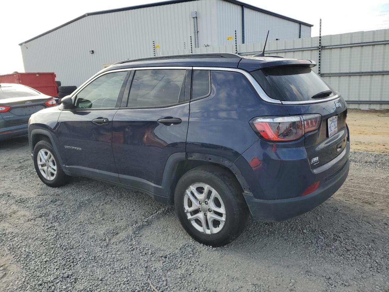 Obraz 2 z 2020 JEEP COMPASS SPORT 2020 z VIN 3C4NJCAB1LT253100