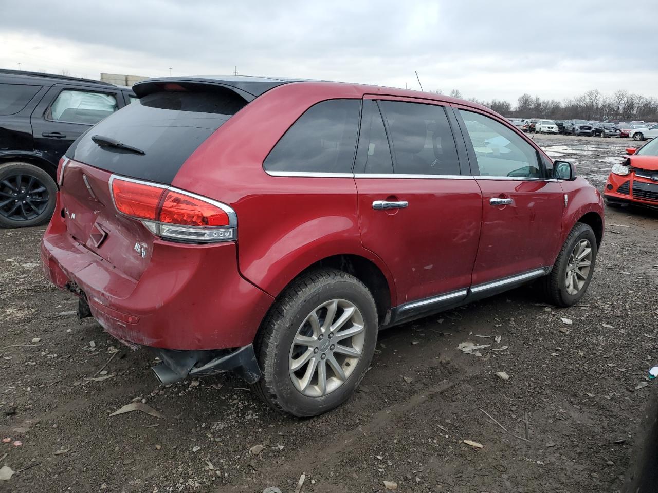 Image 3 of 2013 LINCOLN MKX  2013 with VIN 2LMDJ6JKXDBL32890