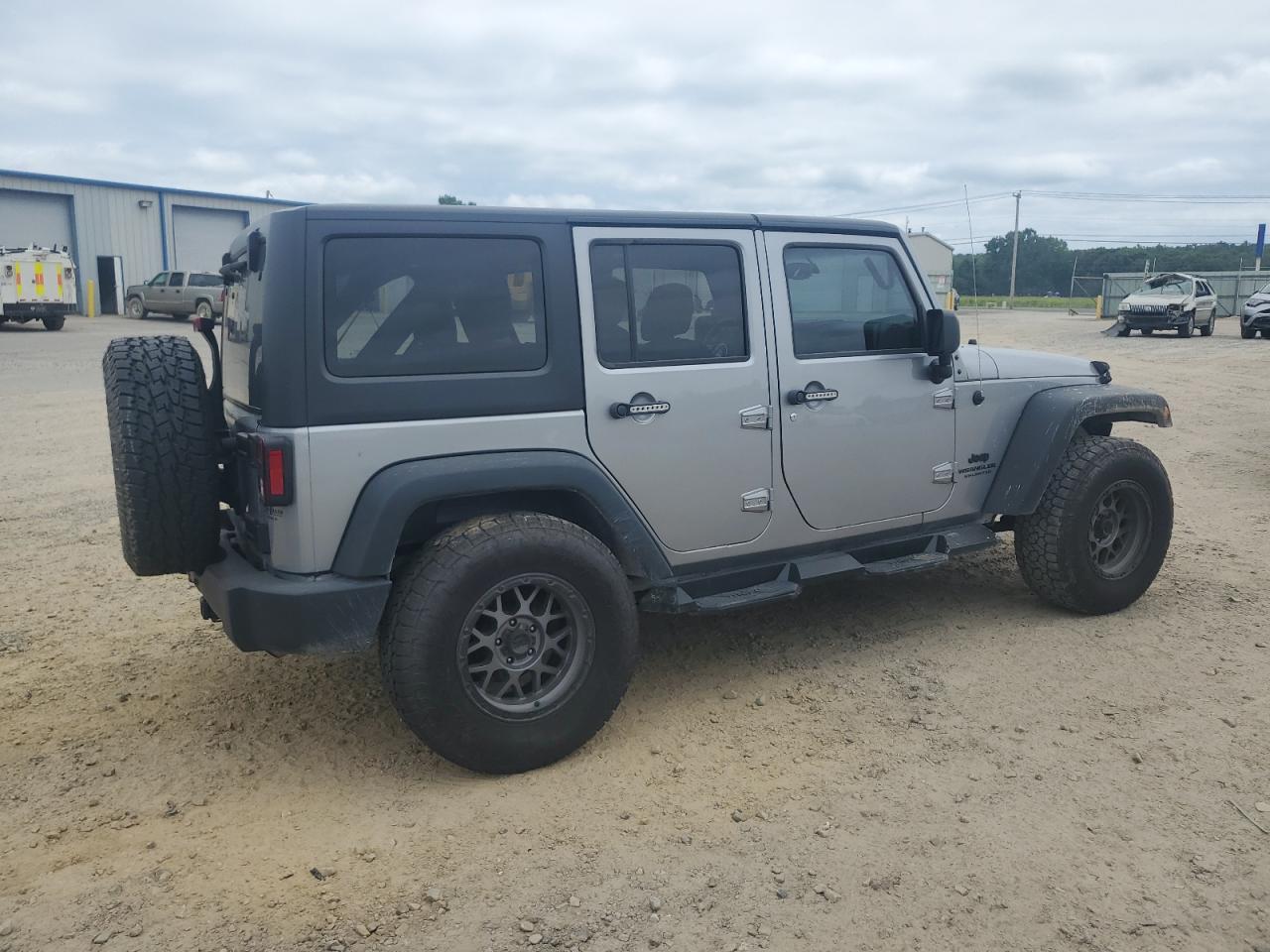 Изображение 3 2017 JEEP WRANGLER UNLIMITED SPORT 2017 с VIN 1C4BJWDGXHL629193