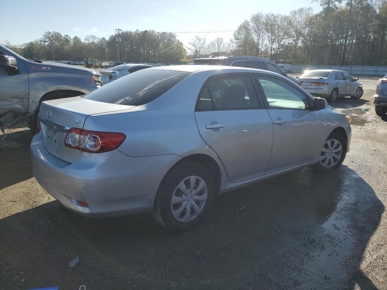 Изображение 3 2011 TOYOTA COROLLA BASE 2011 с VIN JTDBU4EE0B9138919