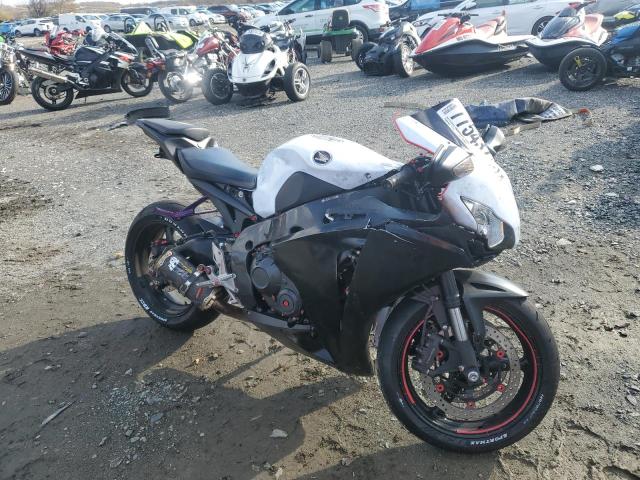 Obraz 1 z 2008 HONDA CBR1000 RR 2008 z VIN JH2SC59038M010419