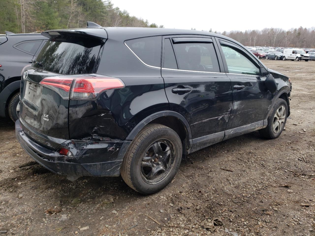 Obraz 3 z 2018 TOYOTA RAV4 LE 2018 z VIN 2T3BFREV0JW739429