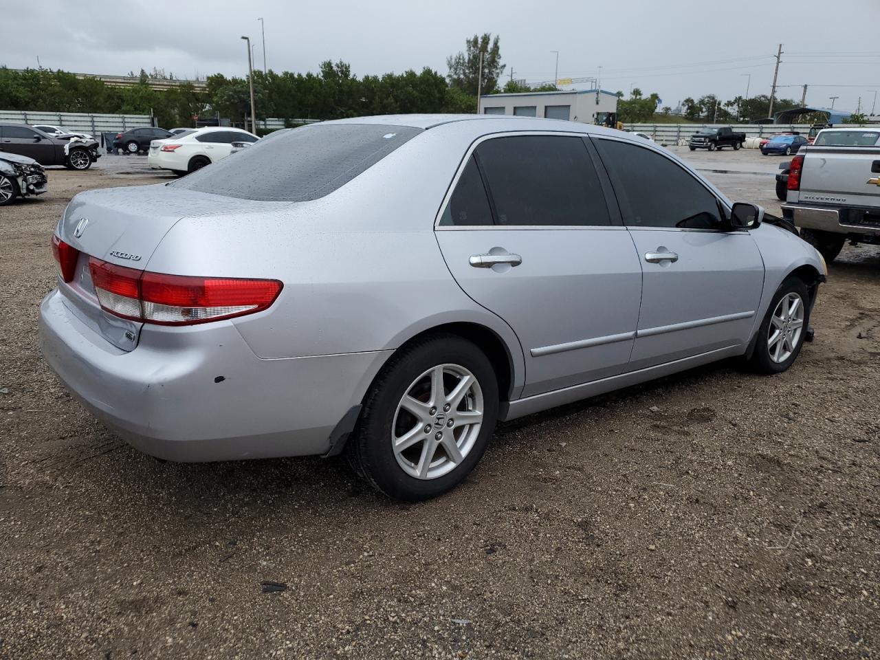 Изображение 3 2003 HONDA ACCORD EX 2003 с VIN 1HGCM66533A058854