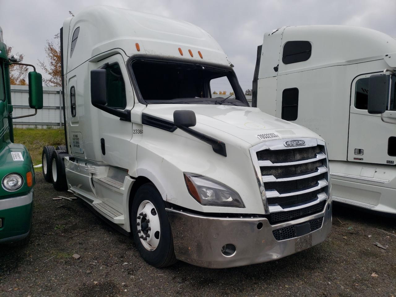 2020 FREIGHTLINER CASCADIA 126  2020 image