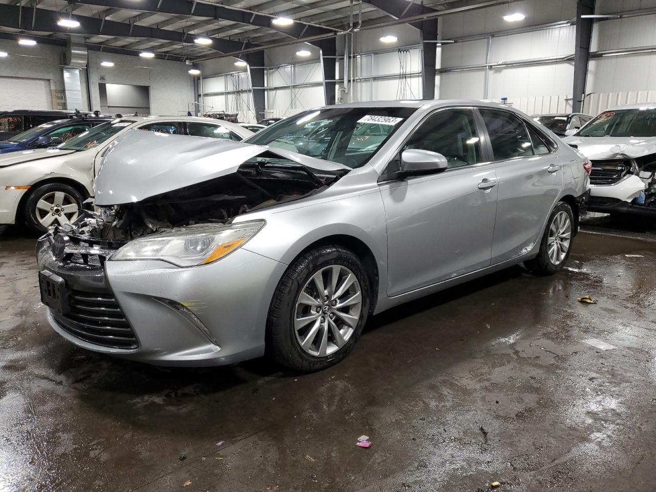 Image 1 of 2015 TOYOTA CAMRY XSE 2015 with VIN 4T1BK1FK2FU564683