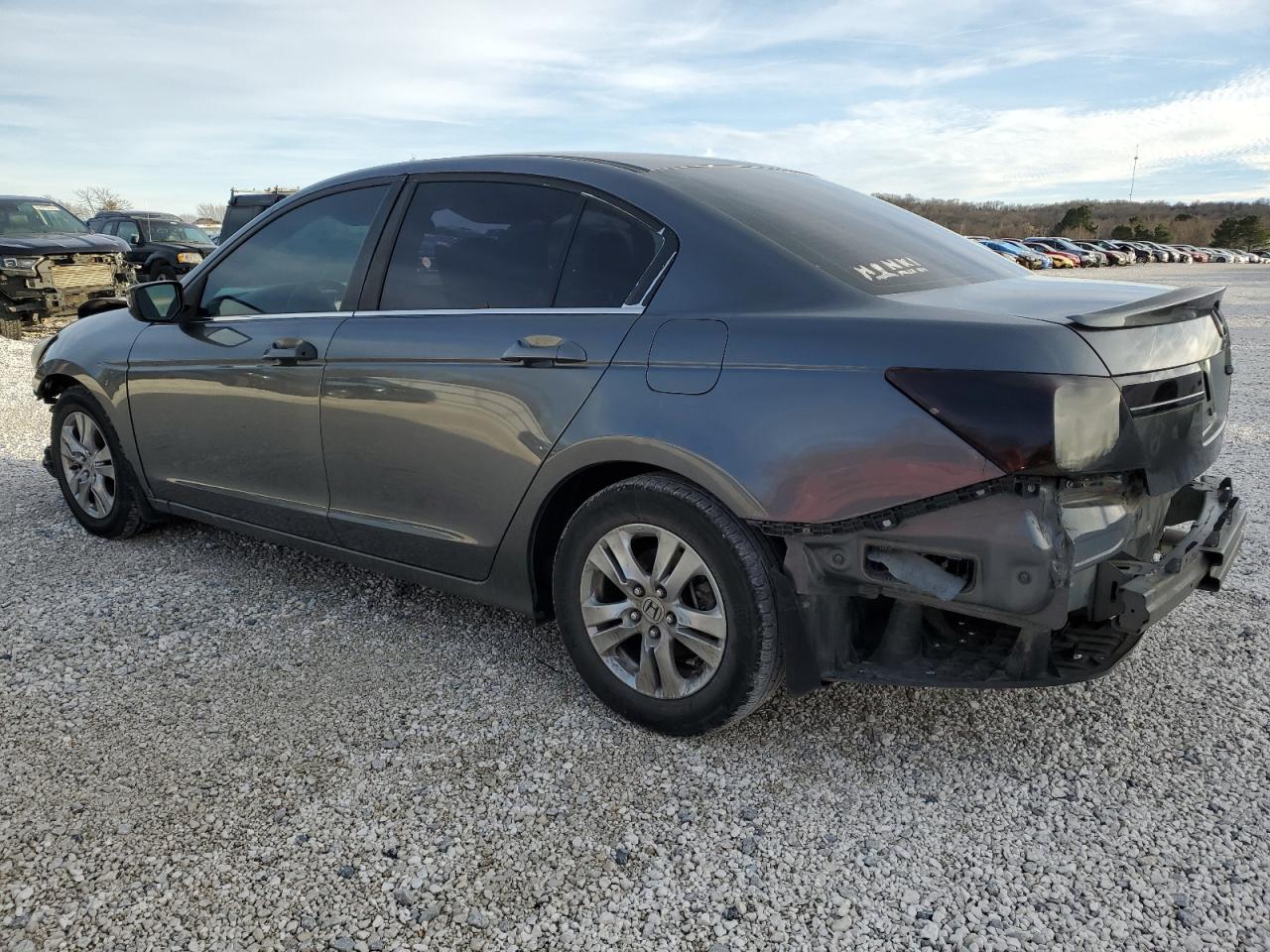 Изображение 2 2011 HONDA ACCORD LXP 2011 с VIN 1HGCP2F49BA108405