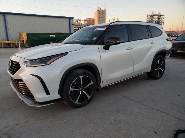 Изображение 2022 TOYOTA HIGHLANDER XSE 2022