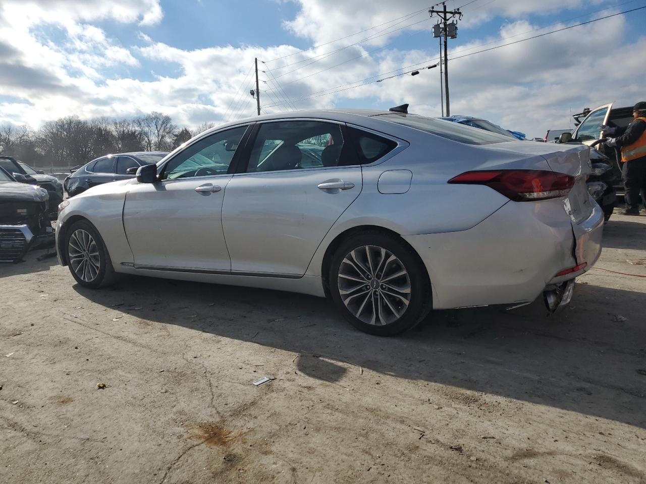 Изображение 2 2016 HYUNDAI GENESIS 3.8L 2016 с VIN KMHGN4JEXGU128049