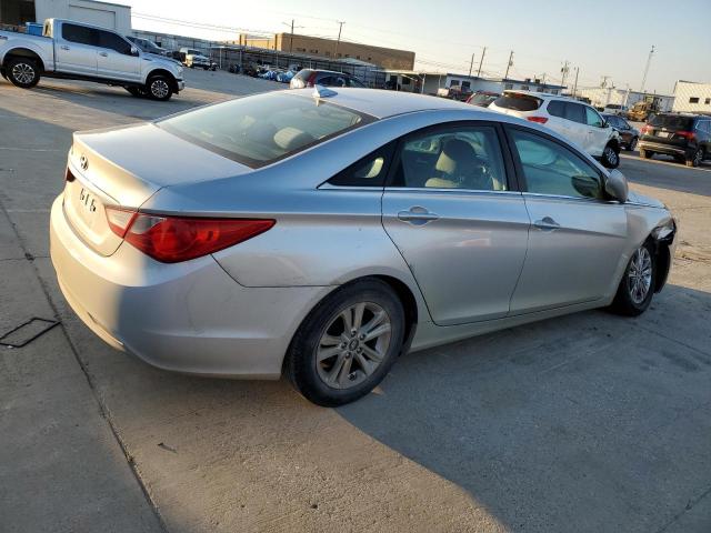 Obraz 3 z 2013 HYUNDAI SONATA GLS 2013 z VIN 5NPEB4AC1DH753027