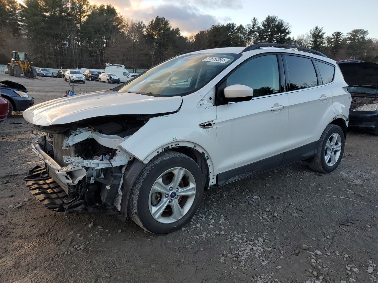 Image 1 of 2016 FORD ESCAPE SE 2016 with VIN 1FMCU9GX2GUB18574
