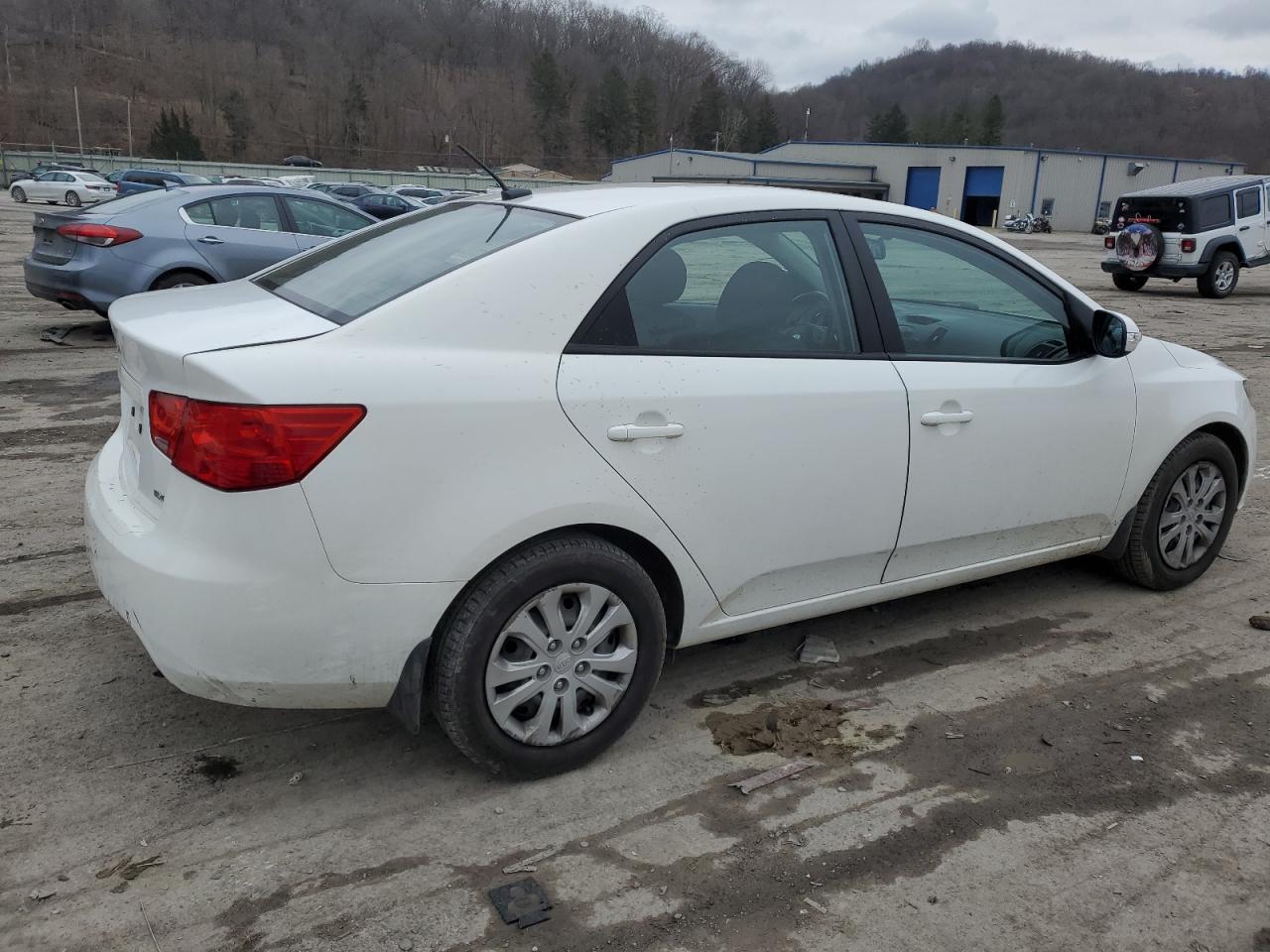 Изображение 3 2010 KIA FORTE EX 2010 с VIN KNAFU4A22A5187328