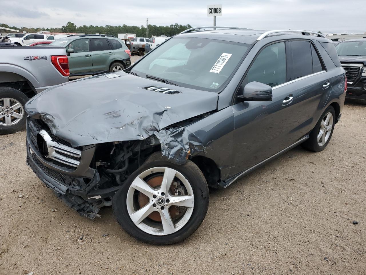 Image 1 of 2019 MERCEDES-BENZ GLE 400 4MATIC 2019 with VIN 4JGDA5GB3KB218908