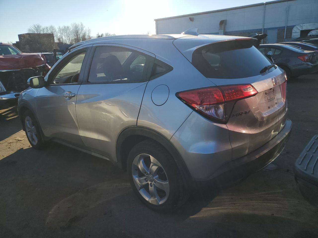 Изображение 2 2016 HONDA HR-V EXL 2016 с VIN 3CZRU6H70GM735028