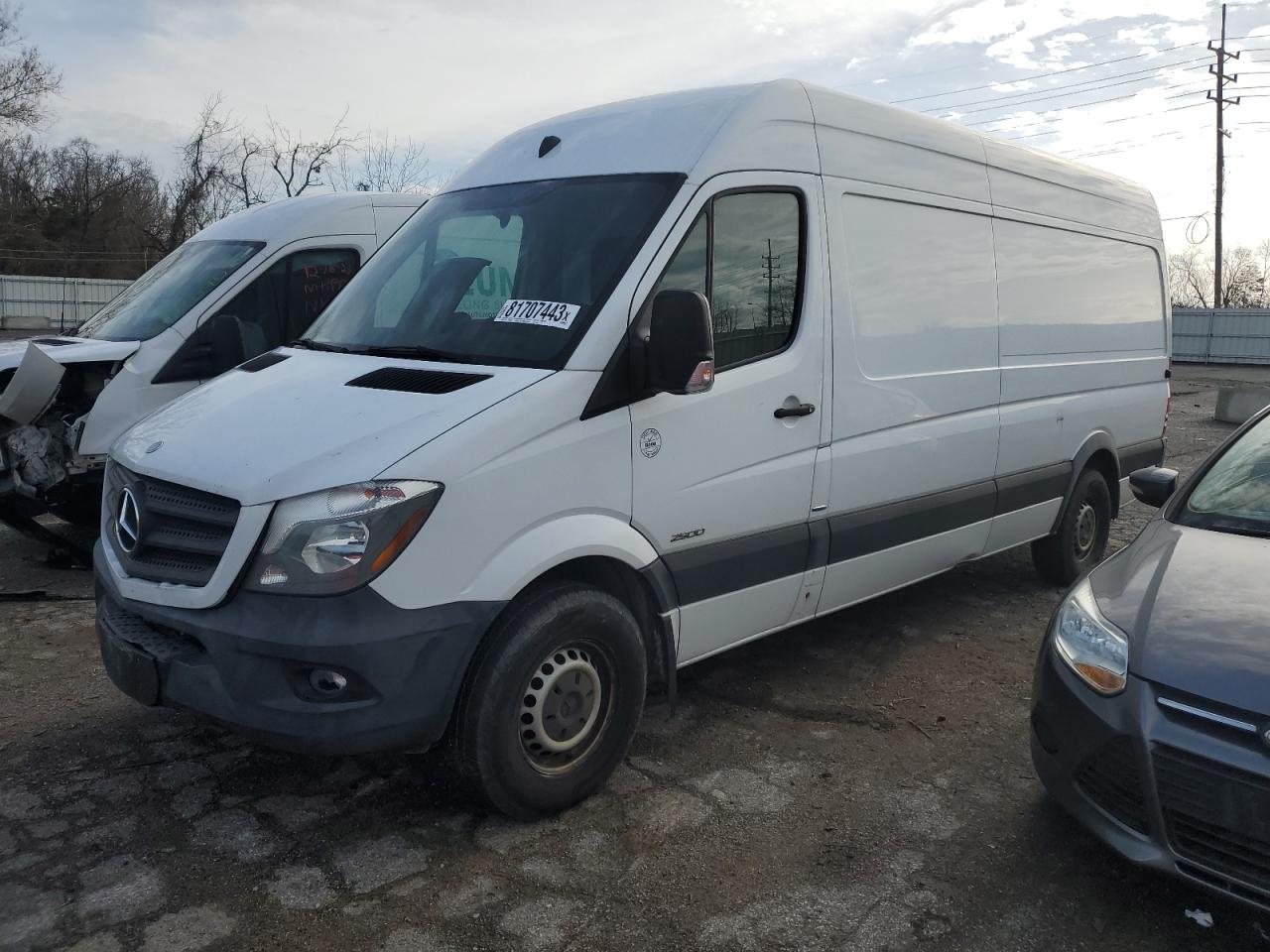 Изображение 1 2015 MERCEDES-BENZ SPRINTER 2500 2015 с VIN WD3PE8CC4FP114081