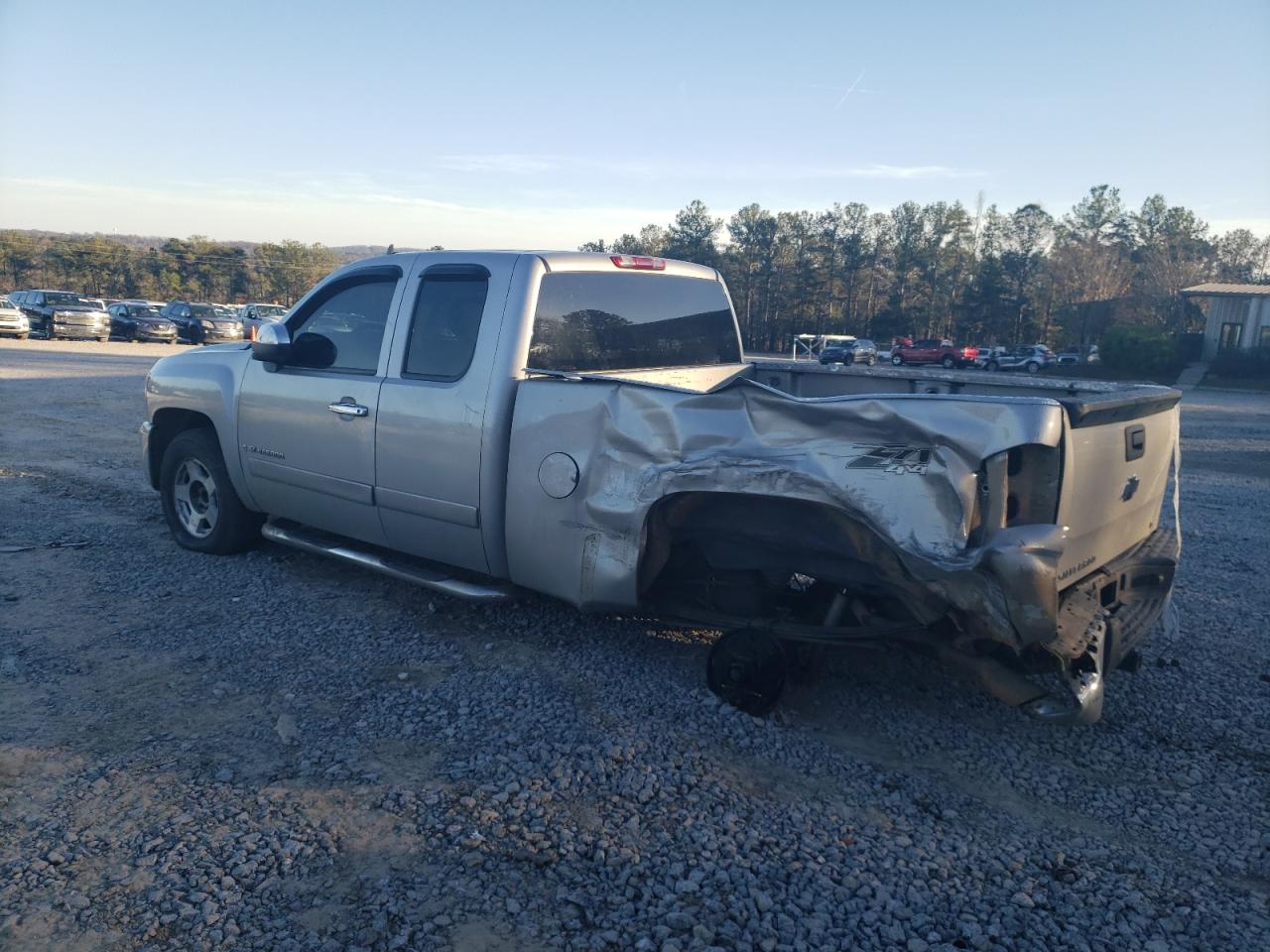 Image 2 of 2007 CHEVROLET SILVERADO C1500 2007 with VIN 2GCEC19J771623290