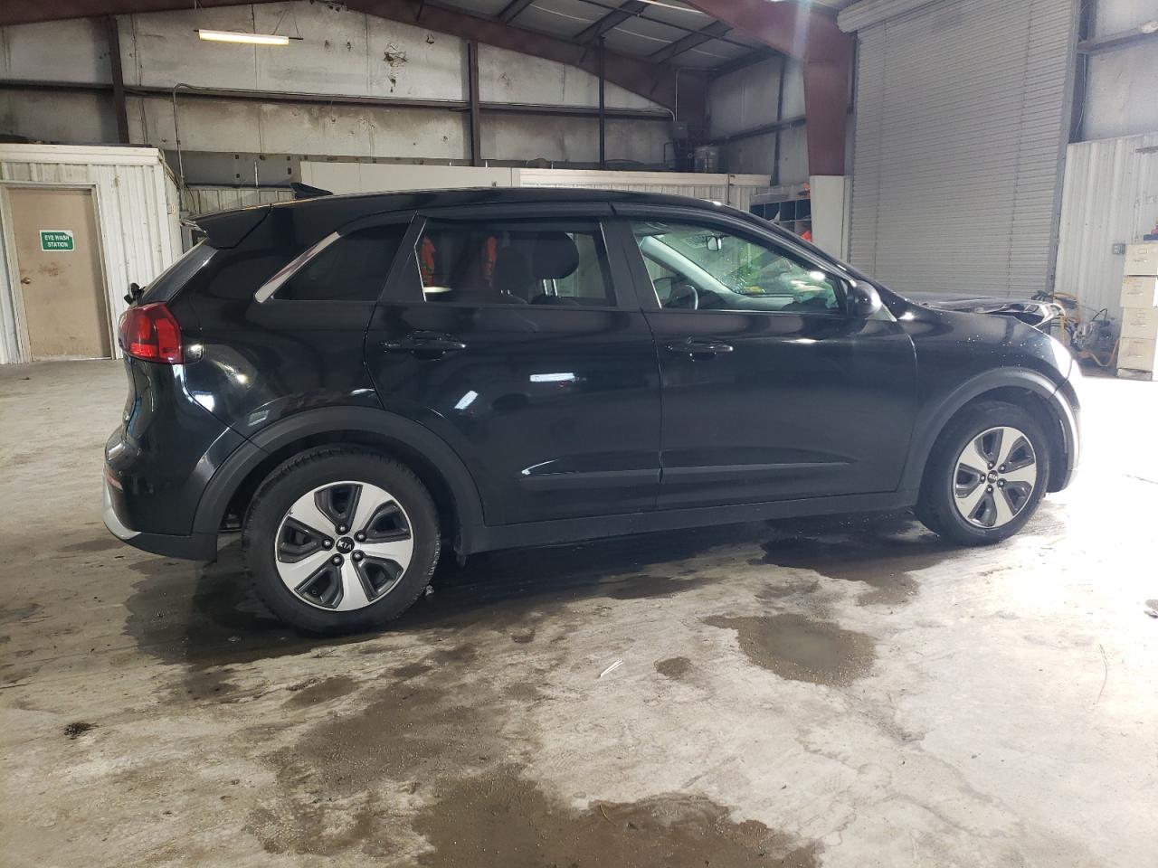 Image 3 of 2017 KIA NIRO FE 2017 with VIN KNDCB3LC2H5048919