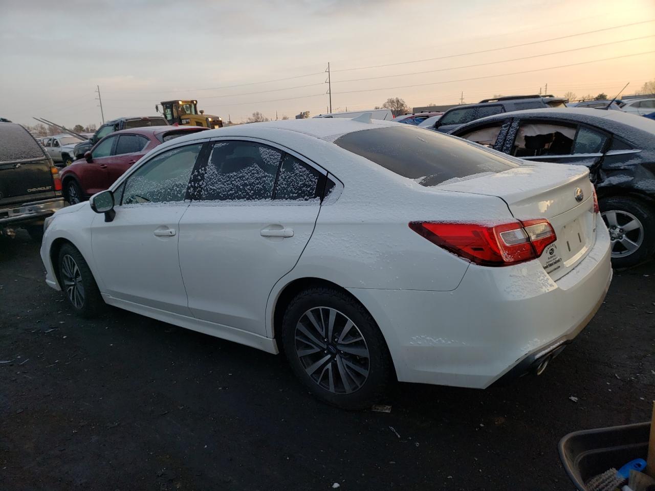 Изображение 2 2019 SUBARU LEGACY 2.5I PREMIUM 2019 с VIN 4S3BNAF65K3023285