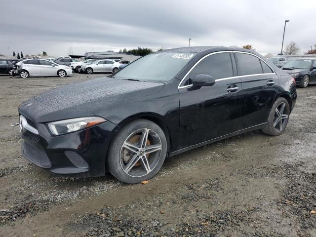 Image 1 of 2019 MERCEDES-BENZ A 220 4MATIC 2019 with VIN WDD3G4FB5KW035647