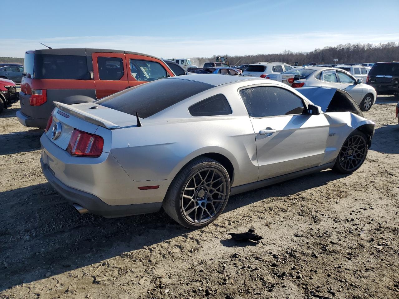Image 3 of 2010 FORD MUSTANG GT 2010 with VIN 1ZVBP8CH2A5100591
